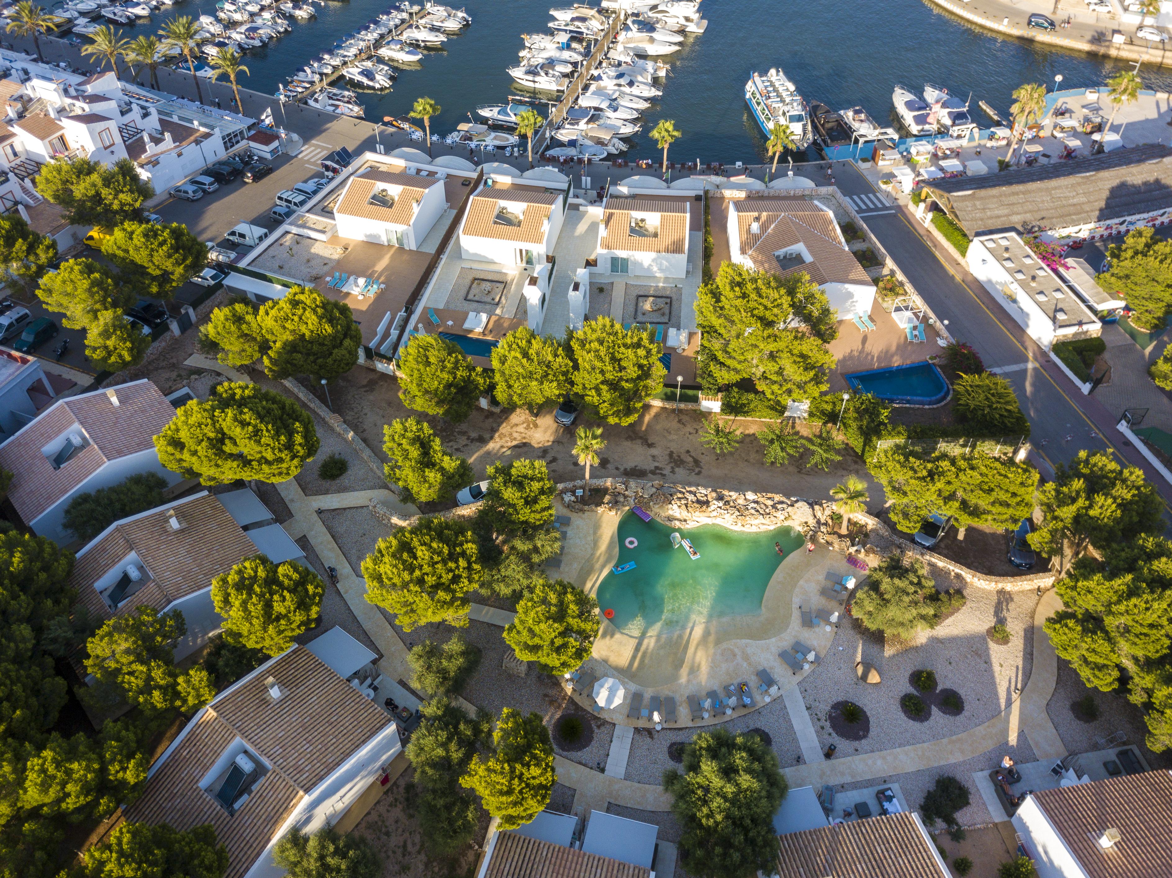 Lago Resort Menorca - Villas & Bungalows Del Lago Cala en Bosch Kültér fotó