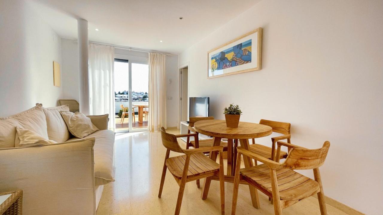 Lago Resort Menorca - Villas & Bungalows Del Lago Cala en Bosch Kültér fotó